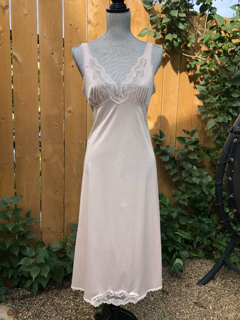 Vintage Kayser Lace-Trim Long Slip Chemise Babydoll Dress
